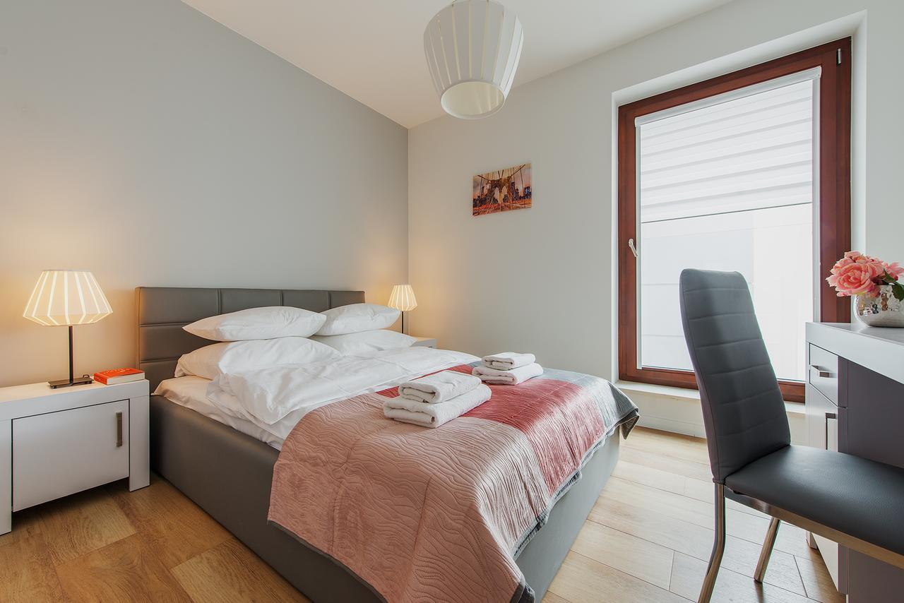 P&O Serviced Apartments Solec ワルシャワ エクステリア 写真