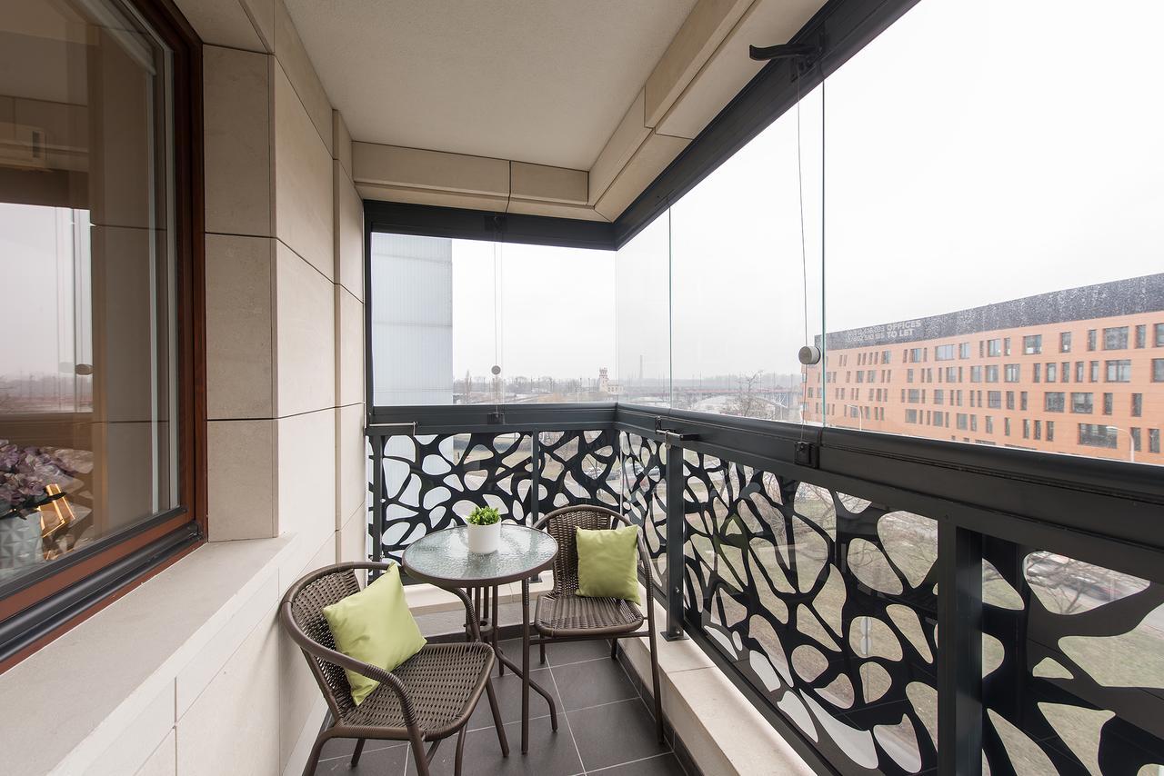 P&O Serviced Apartments Solec ワルシャワ エクステリア 写真
