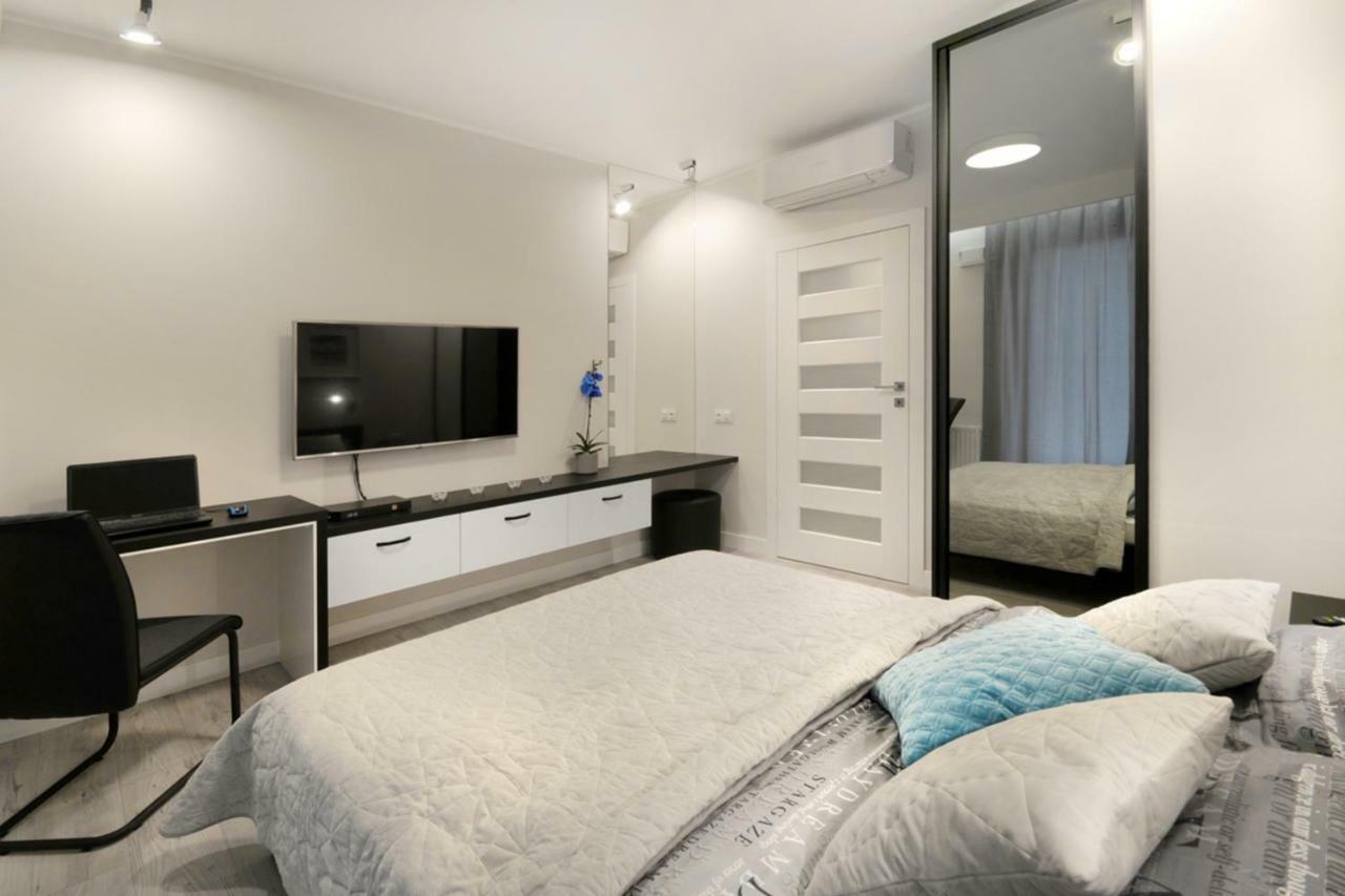 P&O Serviced Apartments Solec ワルシャワ エクステリア 写真