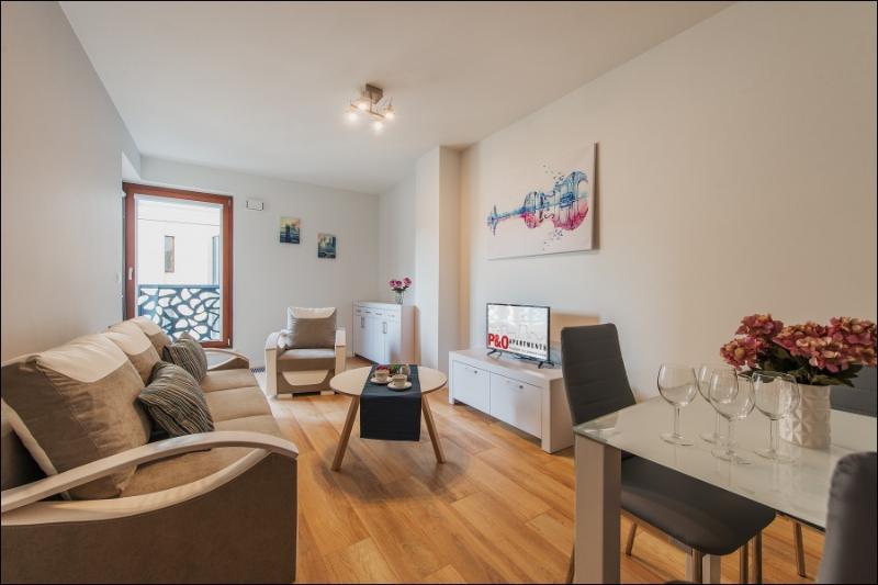 P&O Serviced Apartments Solec ワルシャワ エクステリア 写真