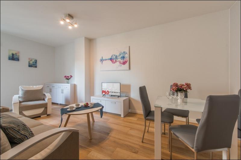 P&O Serviced Apartments Solec ワルシャワ エクステリア 写真